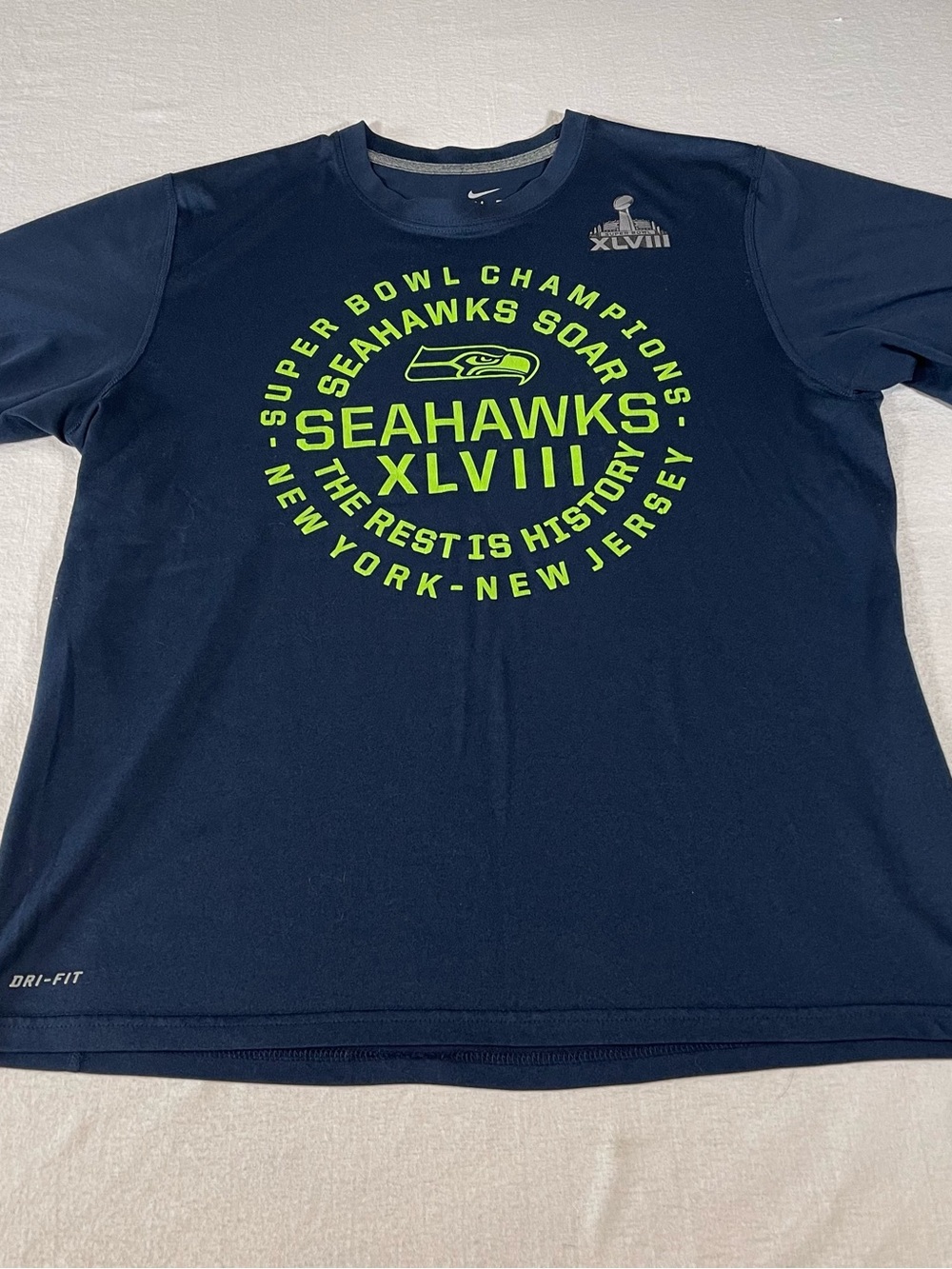 Seattle Seahawks XLVIII Super Bowl Champions Nike Dri-Fit Men’s Navy T-shirt L